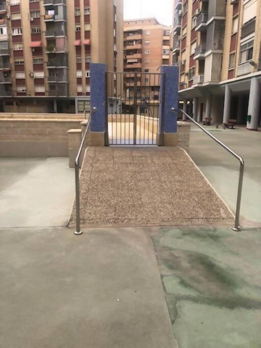 Apartament Nuevo Con Piscina A 2 Minutos Estacion Tren Ave Saragossa Zewnętrze zdjęcie